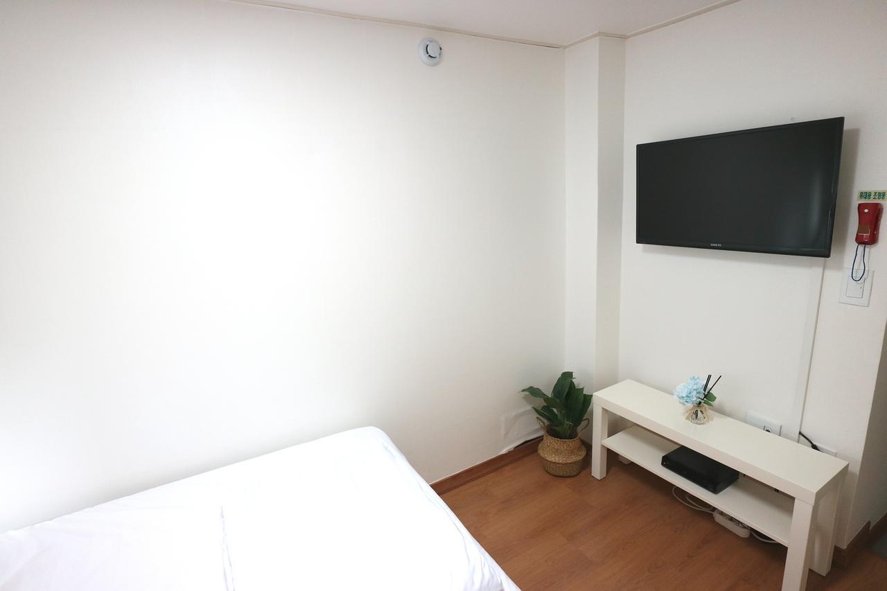 24 Guesthouse Seoul Station Eksteriør billede